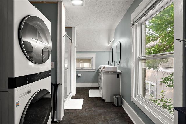 637 Fairview Avenue, Grand Rapids, MI 49503