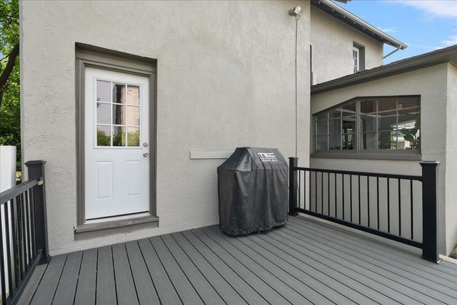 637 Fairview Avenue, Grand Rapids, MI 49503