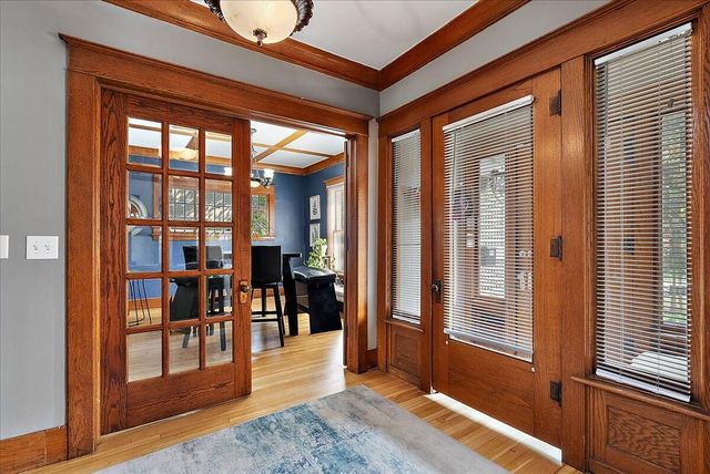 637 Fairview Avenue, Grand Rapids, MI 49503