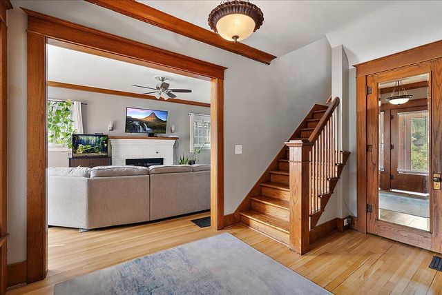 637 Fairview Avenue, Grand Rapids, MI 49503