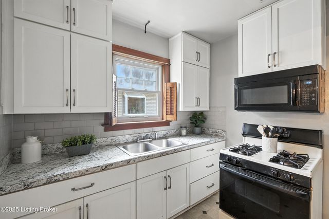 4513 Jewell Ave, Louisville, KY 40212