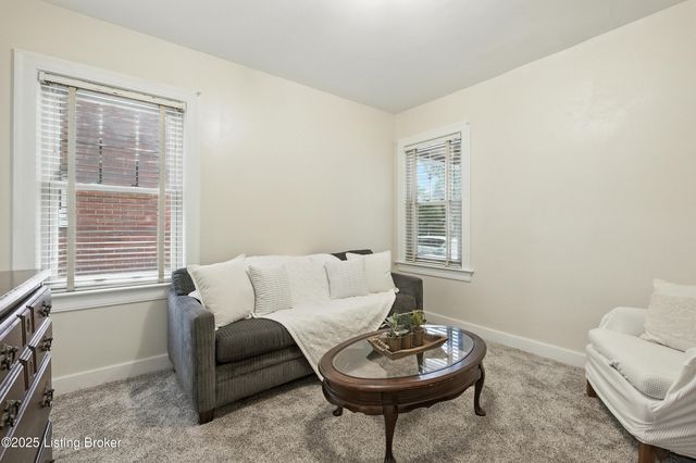 4513 Jewell Ave, Louisville, KY 40212