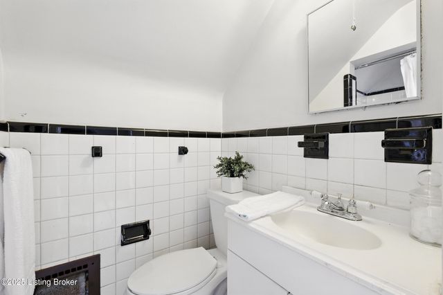 4513 Jewell Ave, Louisville, KY 40212