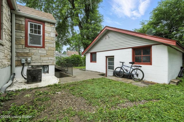 4513 Jewell Ave, Louisville, KY 40212