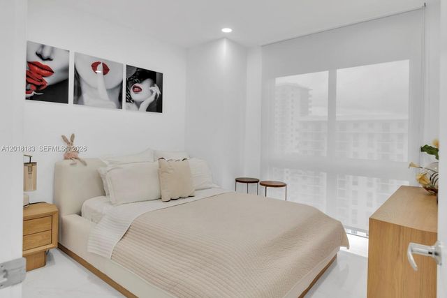 16385 Biscayne Blvd 2101, North Miami Beach, FL 33160