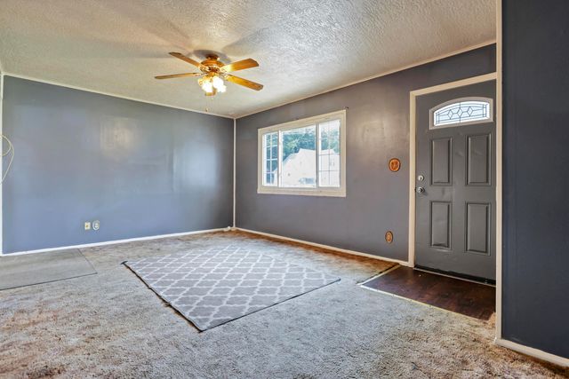 310 College Street, Groveport, OH 43125