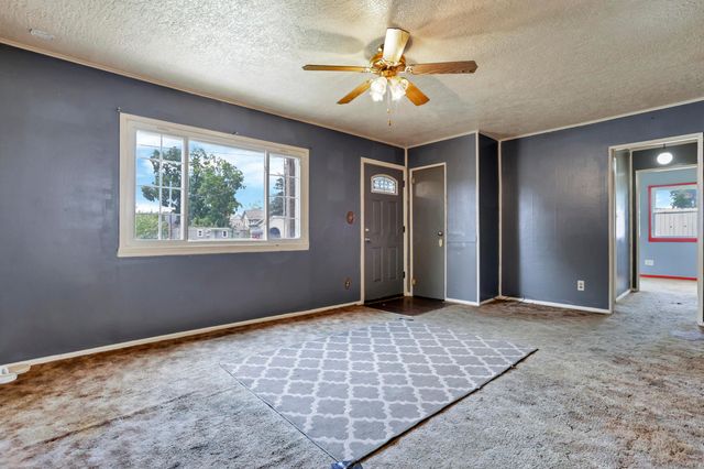 310 College Street, Groveport, OH 43125