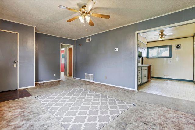 310 College Street, Groveport, OH 43125