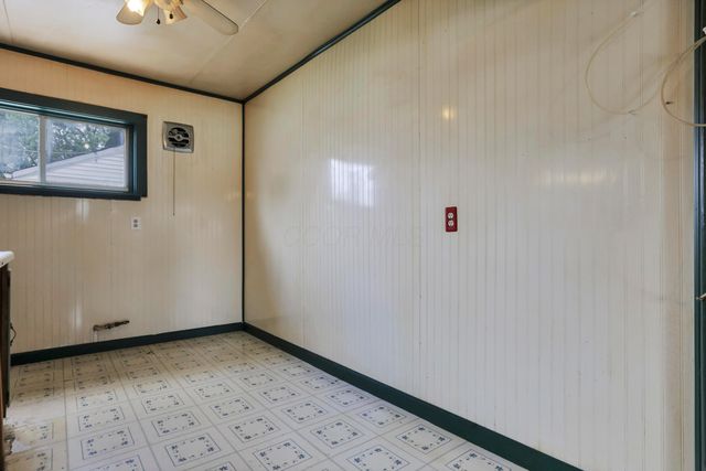 310 College Street, Groveport, OH 43125