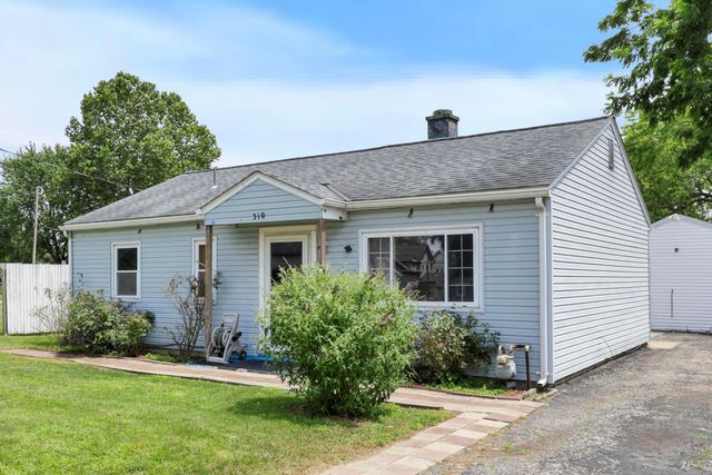 310 College Street, Groveport, OH 43125