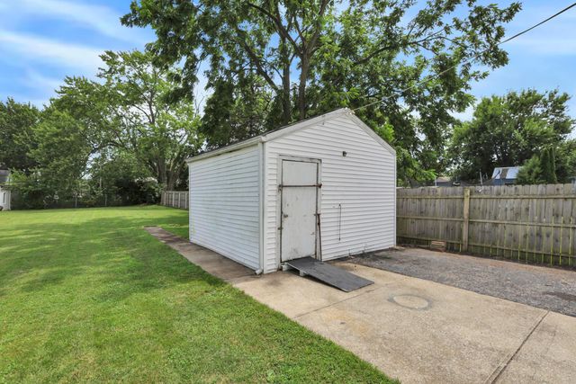 310 College Street, Groveport, OH 43125