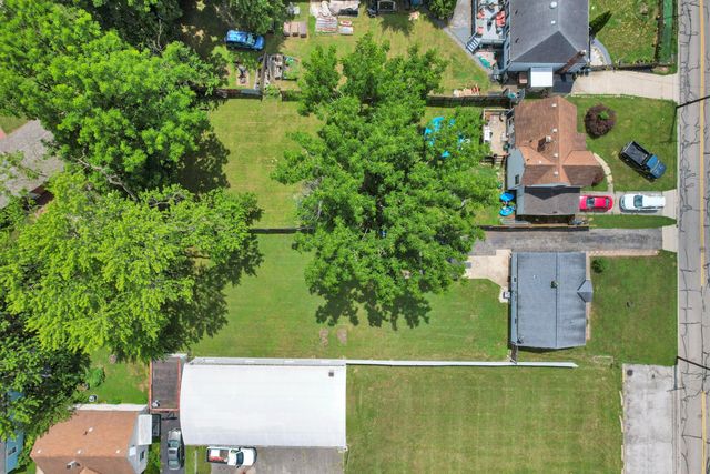 310 College Street, Groveport, OH 43125