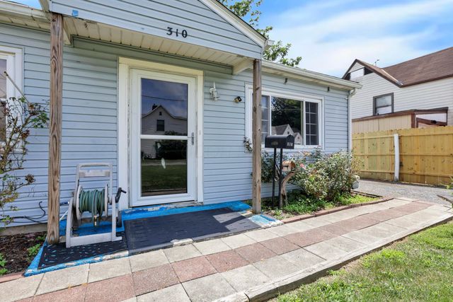 310 College Street, Groveport, OH 43125