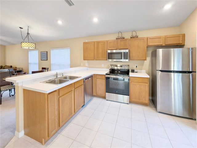 18170 CANAL POINTE STREET, Tampa, FL 33647