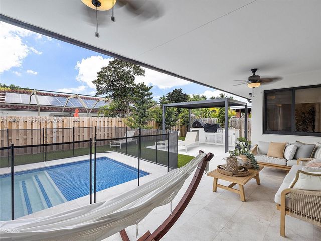 3776 SW 107th Ct, Miami, FL 33165