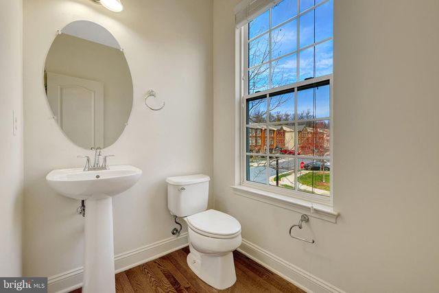 42258 CASTLE RIDGE SQ, Brambleton, VA 20148