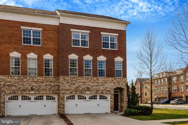 42258 CASTLE RIDGE SQ, Brambleton, VA 20148