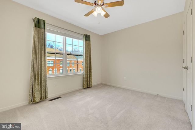 42258 CASTLE RIDGE SQ, Brambleton, VA 20148