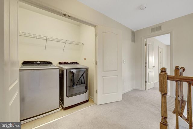 42258 CASTLE RIDGE SQ, Brambleton, VA 20148