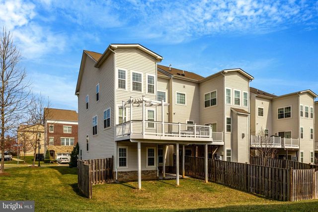 42258 CASTLE RIDGE SQ, Brambleton, VA 20148