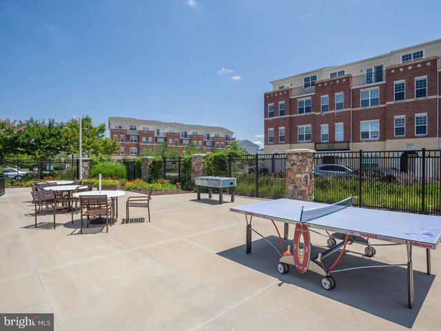 42258 CASTLE RIDGE SQ, Brambleton, VA 20148