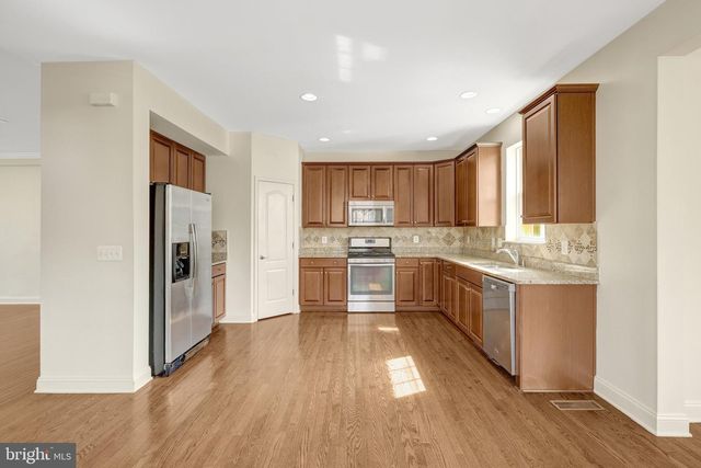 42258 CASTLE RIDGE SQ, Brambleton, VA 20148