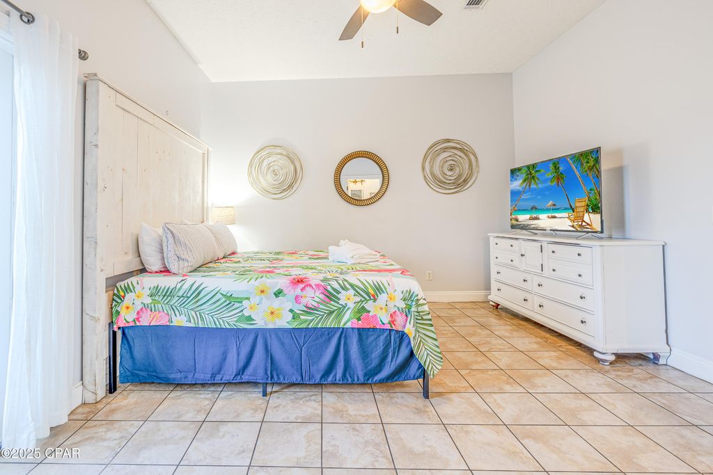 Image 24 of property listing at 5310 Thomas Drive, Panama City Beach, FL 32408
