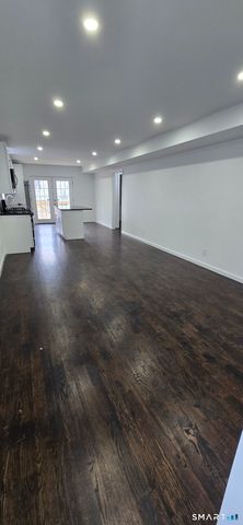 438 Park Street 2, Bridgeport, CT 06608