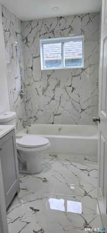 438 Park Street 2, Bridgeport, CT 06608