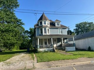 521 23 Street, Lorain, OH 44052