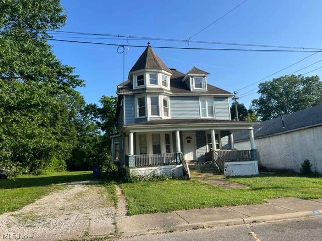 521 23 Street, Lorain, OH 44052