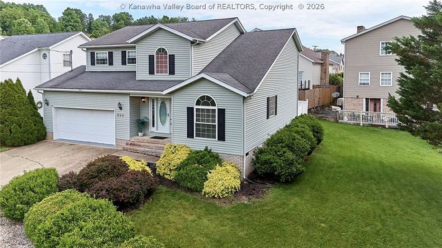 220 Crestview Drive, Charleston, WV 25302