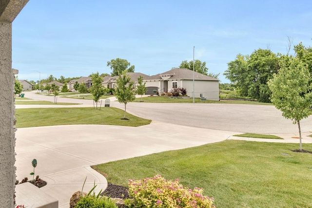 19006 Millview Street, Spring Hill, KS 66083