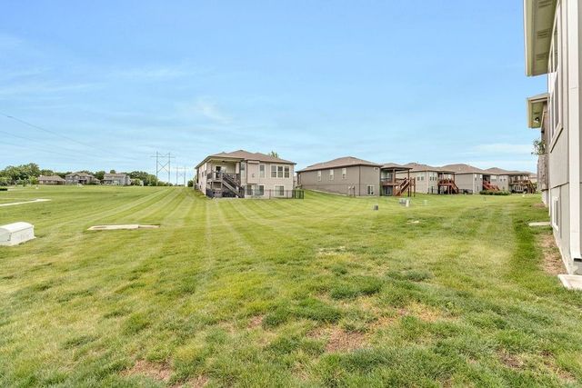 19006 Millview Street, Spring Hill, KS 66083