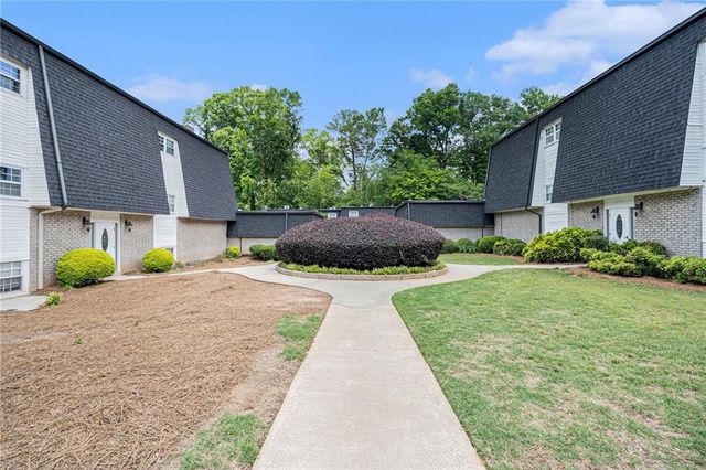 5245 Chemin De Vie, Atlanta, GA 30342