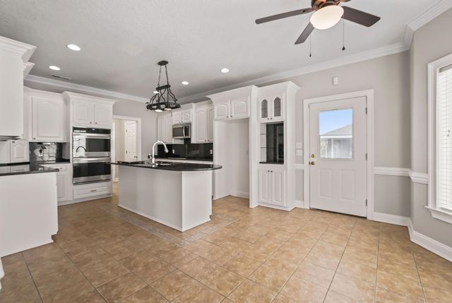 912 Windshore Ct., Murrells Inlet, SC 29576