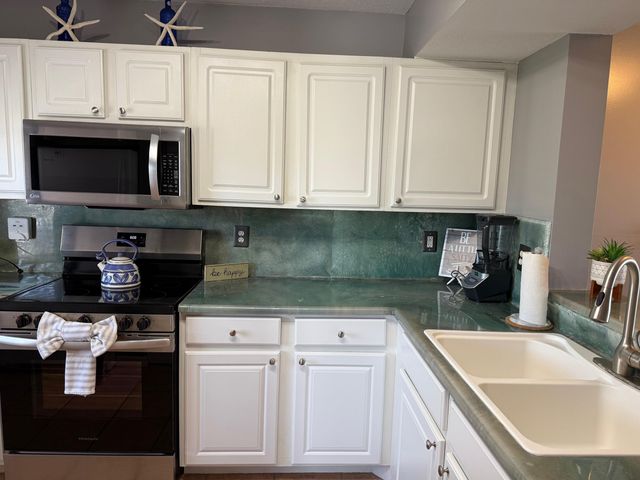 210 16th St, St Augustine Beach, FL 32080