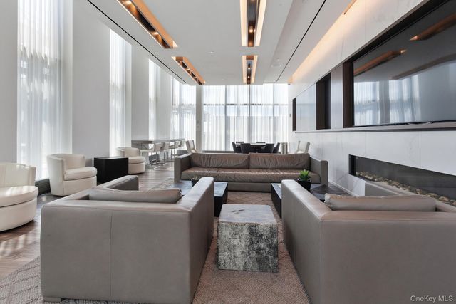 131-03 40th Road 11S, Flushing, NY 11354