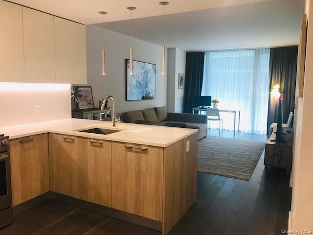 131-03 40th Road 11S, Flushing, NY 11354