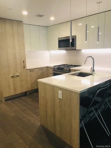 131-03 40th Road 11S, Flushing, NY 11354