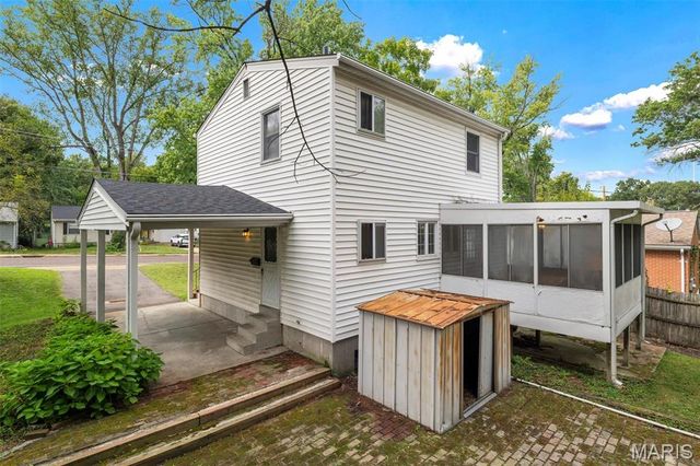 640 S Sappington Road, Kirkwood, MO 63122