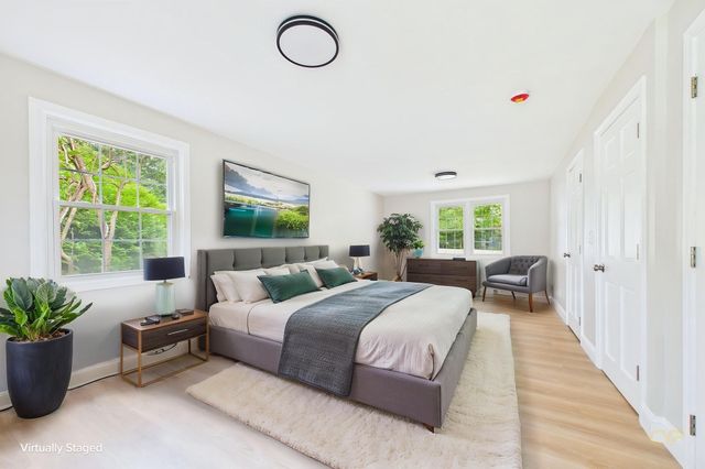 169 Powderhorn Dr., Taunton, MA 02780