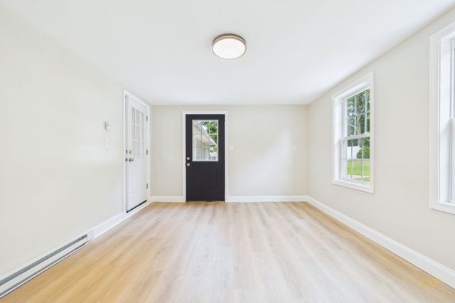 169 Powderhorn Dr., Taunton, MA 02780