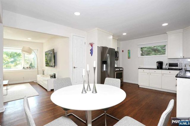 11 Evans Road, Cresskill, NJ 07626