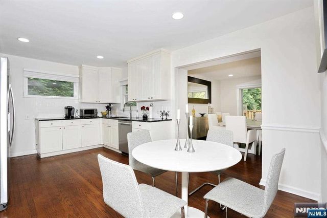 11 Evans Road, Cresskill, NJ 07626