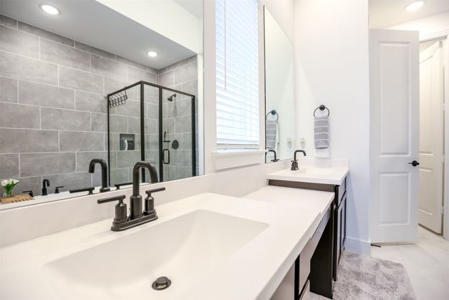 1807 Buckeye Lane, Mansfield, TX 76063