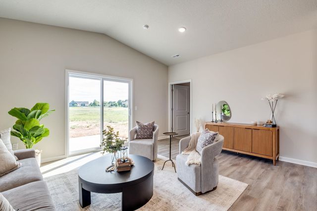 9519 E Hurst St, Wichita, KS 67210
