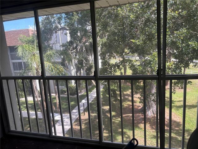 1310 GLEN OAKS DRIVE E 385E, Sarasota, FL 34232
