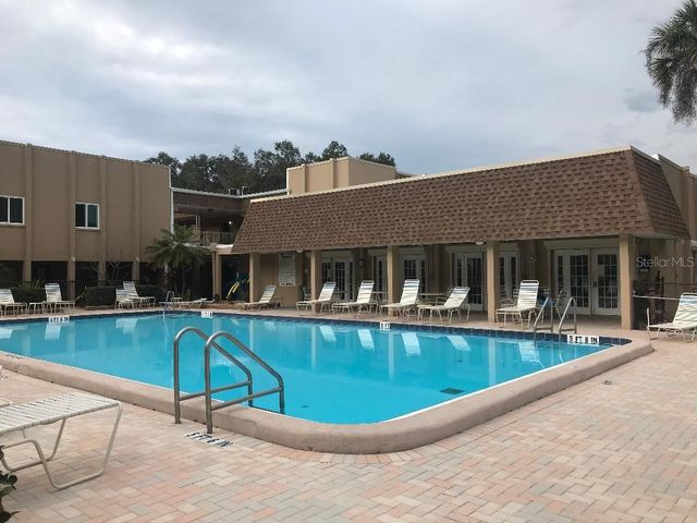 1310 GLEN OAKS DRIVE E 385E, Sarasota, FL 34232
