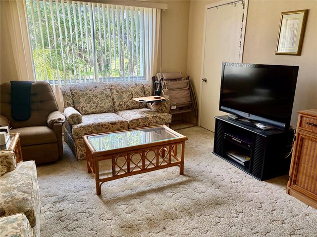 1310 GLEN OAKS DRIVE E 385E, Sarasota, FL 34232
